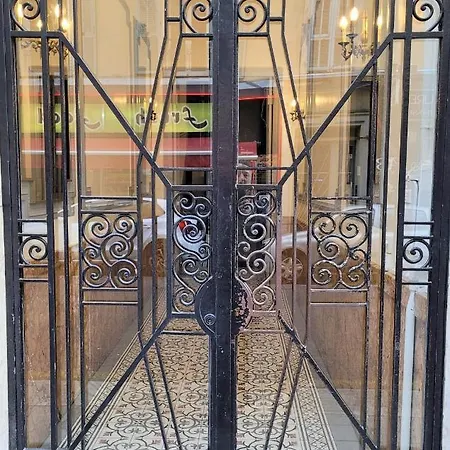 Appartement Superbe Meublé Cosy Avec Patio Au Calme Jean Médecin
